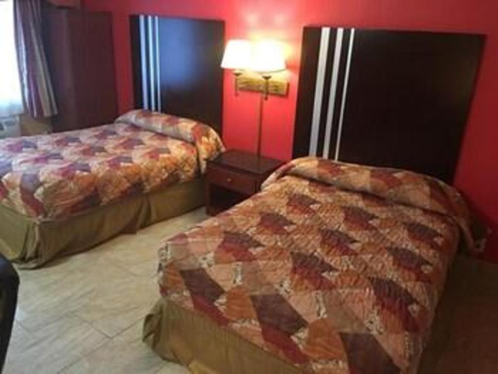 ทราเวลลอดจ์ บาย วินด์แฮม เบย์ชอร์ ลองไอส์แลนด์ Motel ภายนอก รูปภาพ