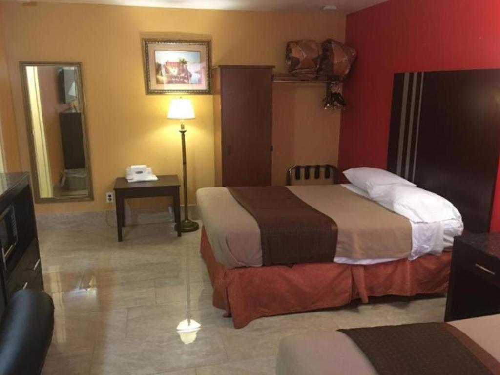 ทราเวลลอดจ์ บาย วินด์แฮม เบย์ชอร์ ลองไอส์แลนด์ Motel ภายนอก รูปภาพ